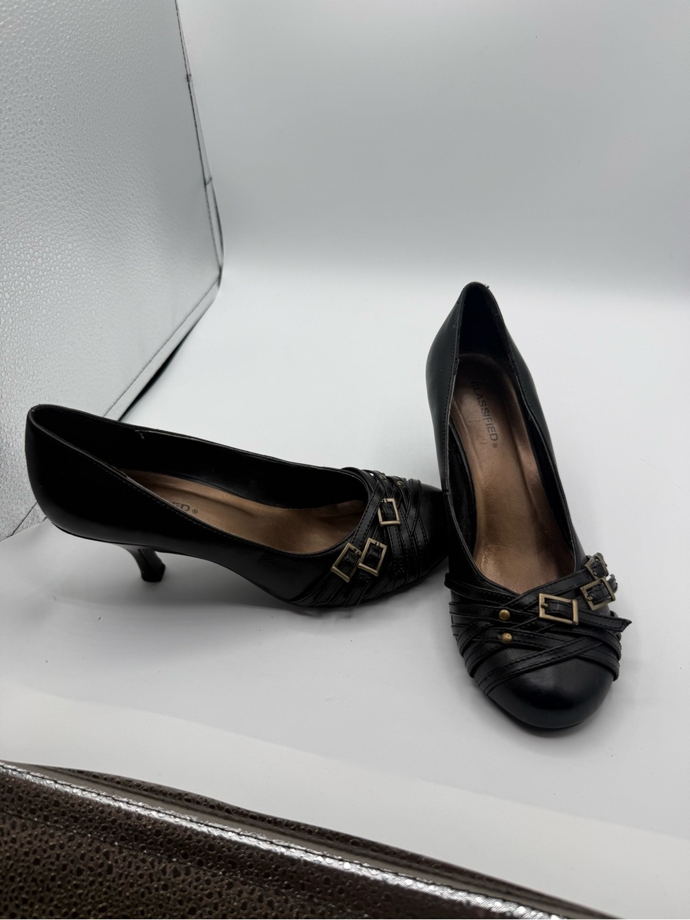 Classified Women’s Black Heels Buckle Accent Sz 7.5